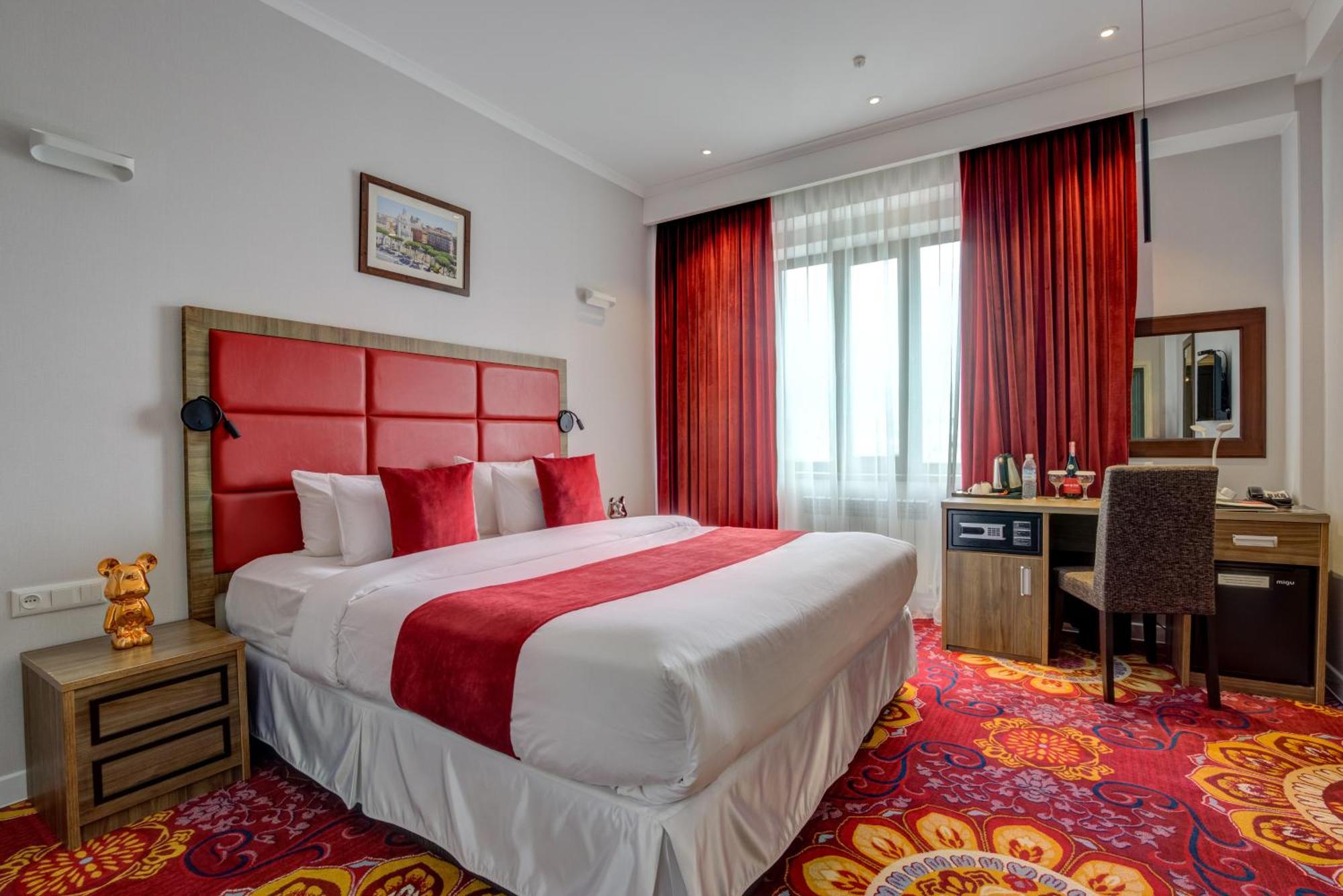Garden Hotel & Spa Bişkek Dış mekan fotoğraf