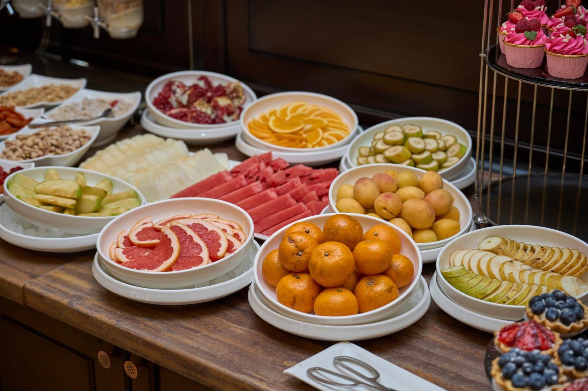 Garden Hotel & Spa Bişkek Dış mekan fotoğraf