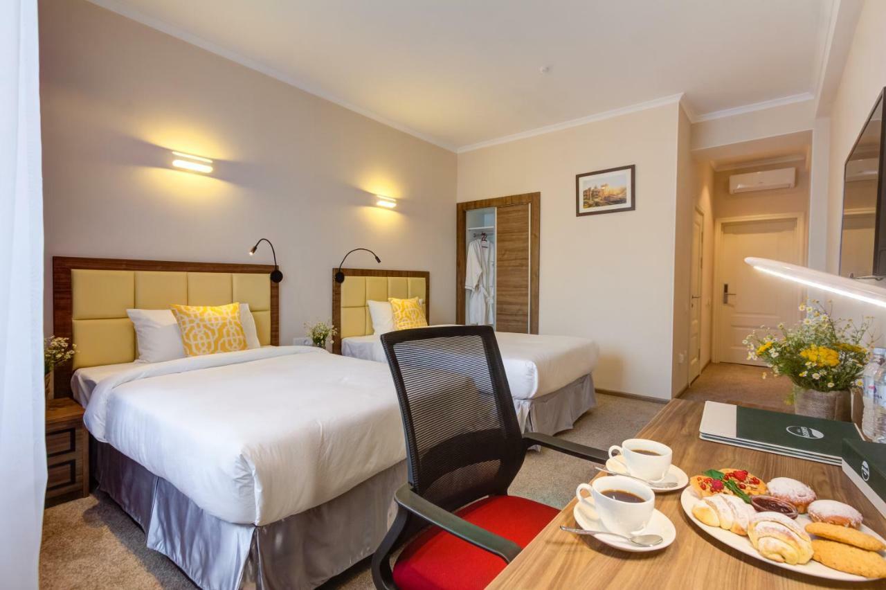 Garden Hotel & Spa Bişkek Dış mekan fotoğraf
