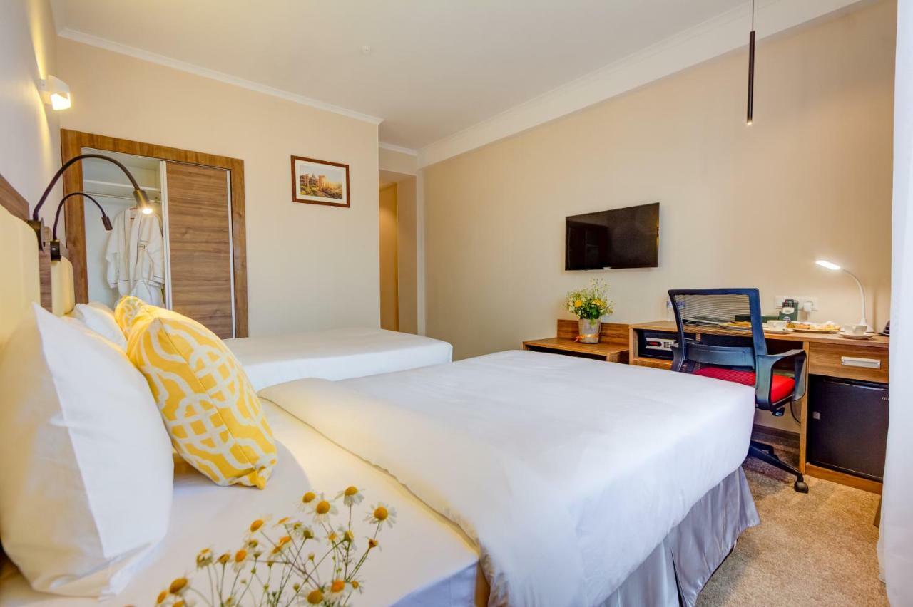 Garden Hotel & Spa Bişkek Dış mekan fotoğraf