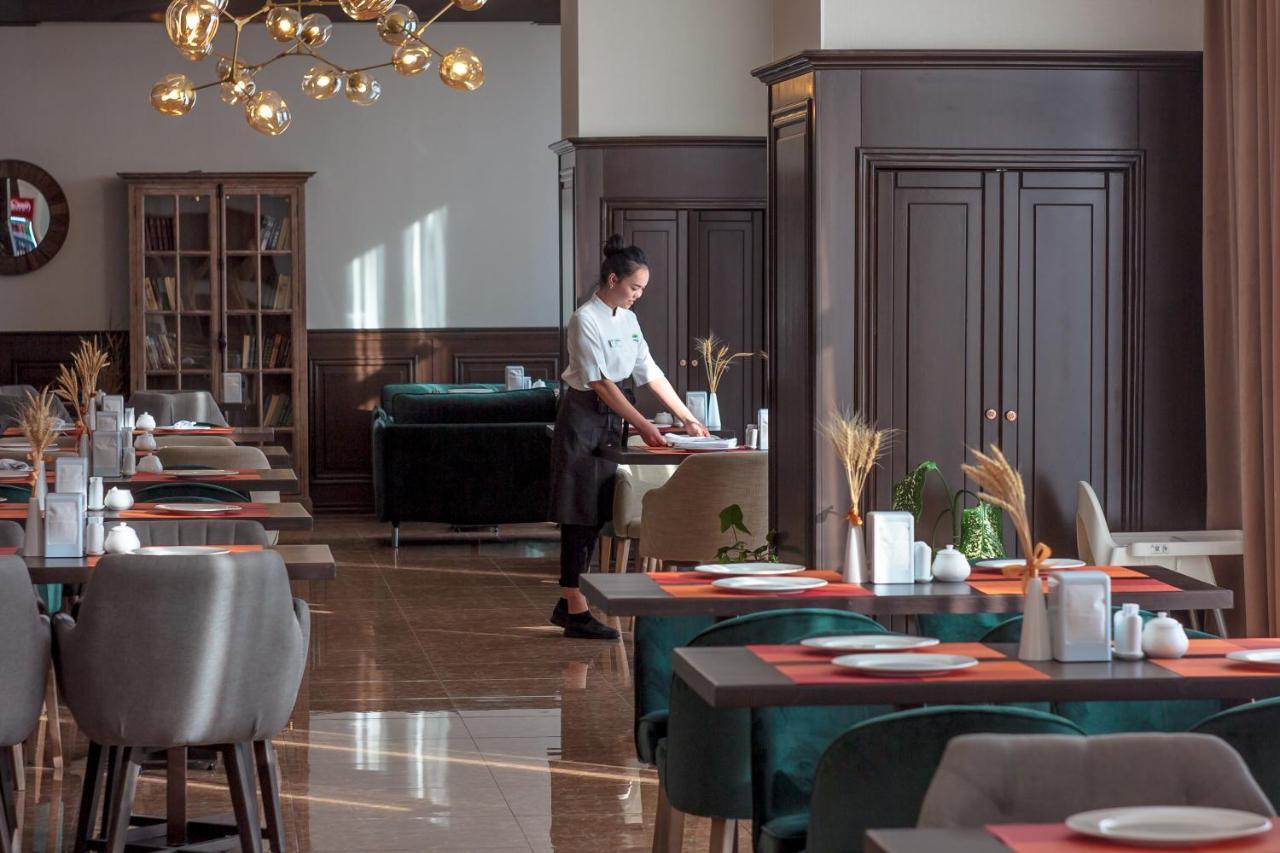 Garden Hotel & Spa Bişkek Dış mekan fotoğraf
